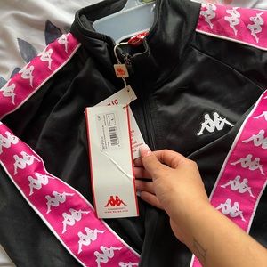 Size L Kappa sweater